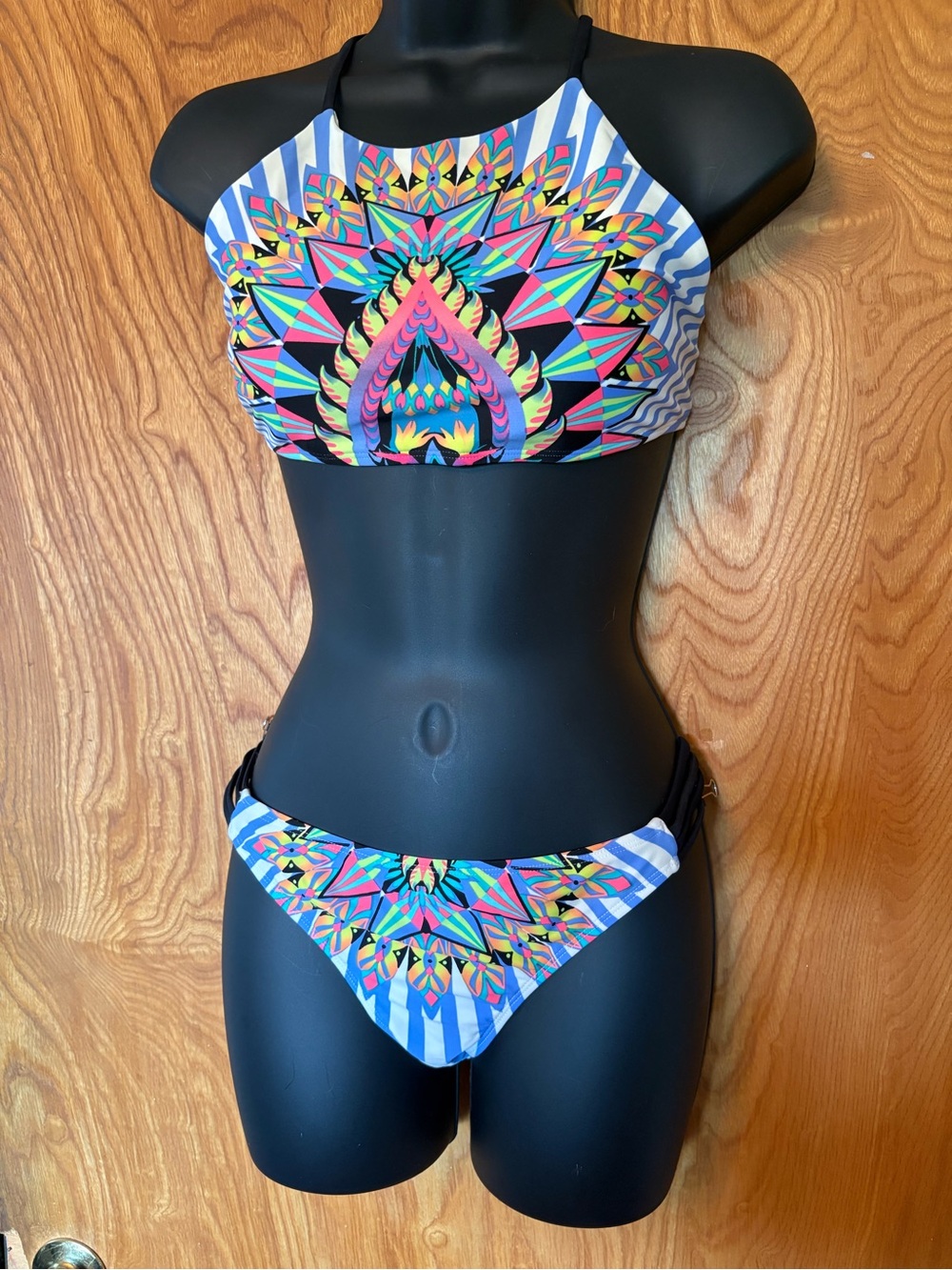 Body Glove Women’s High-Neck Printed Bikini Set - Multicolor